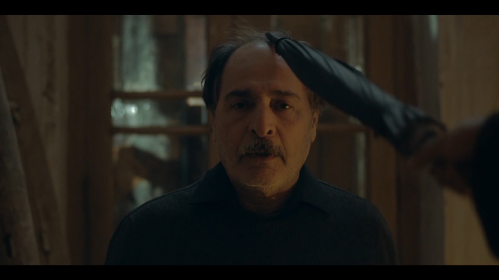 چتر خاکستری-هاشور