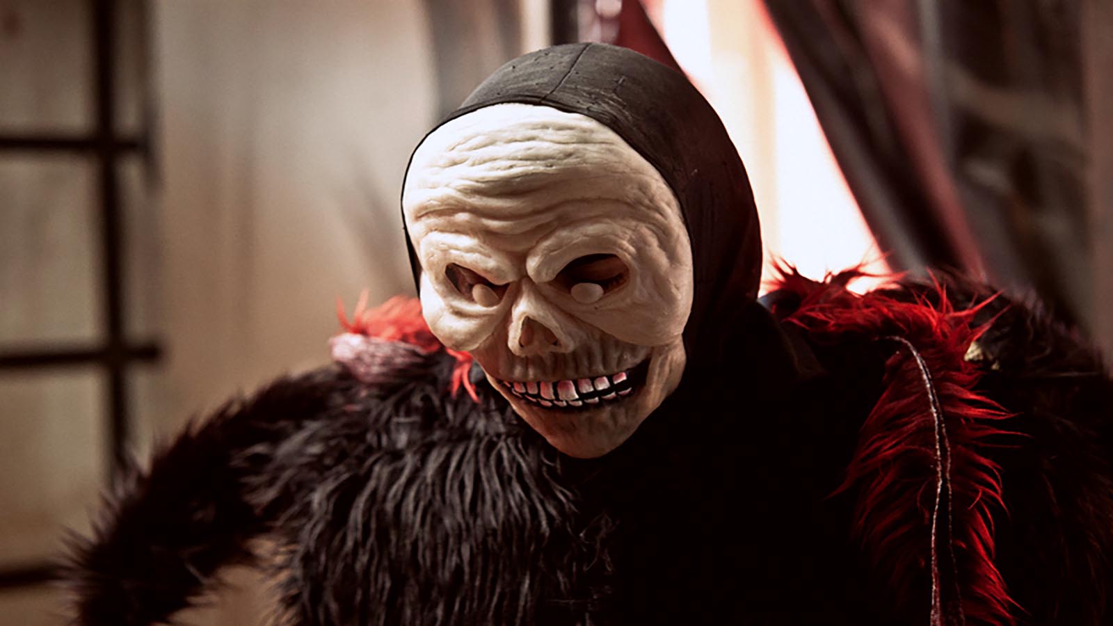 هیولا-هاشور