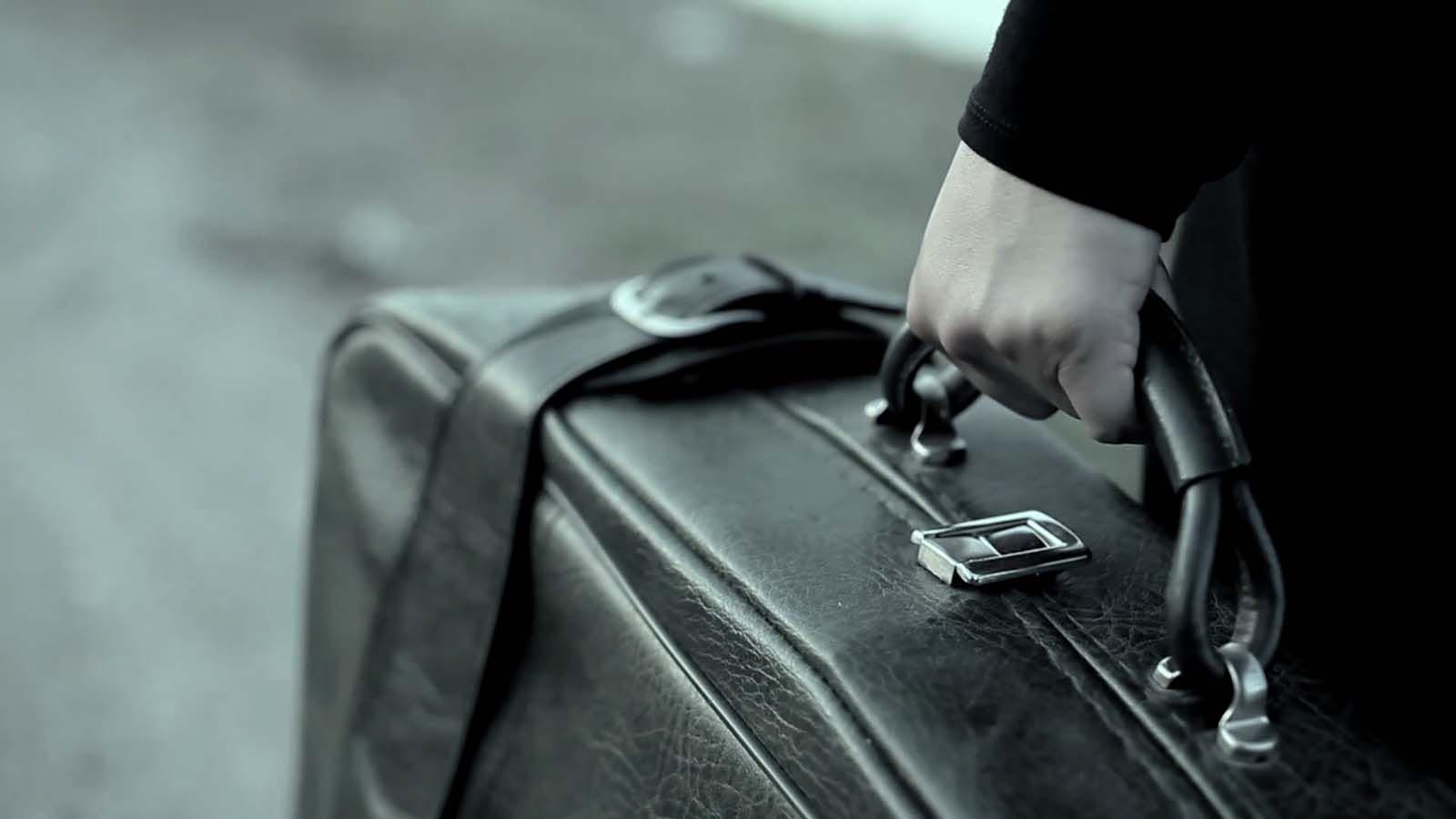 چمدان خیس-هاشور