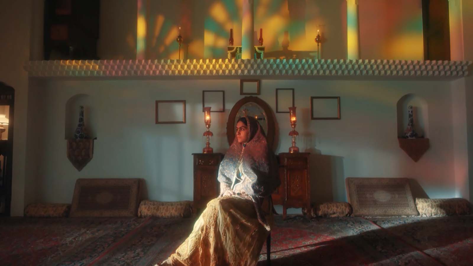 سینما،نمایشگاه مجهول و داستان ما-هاشور