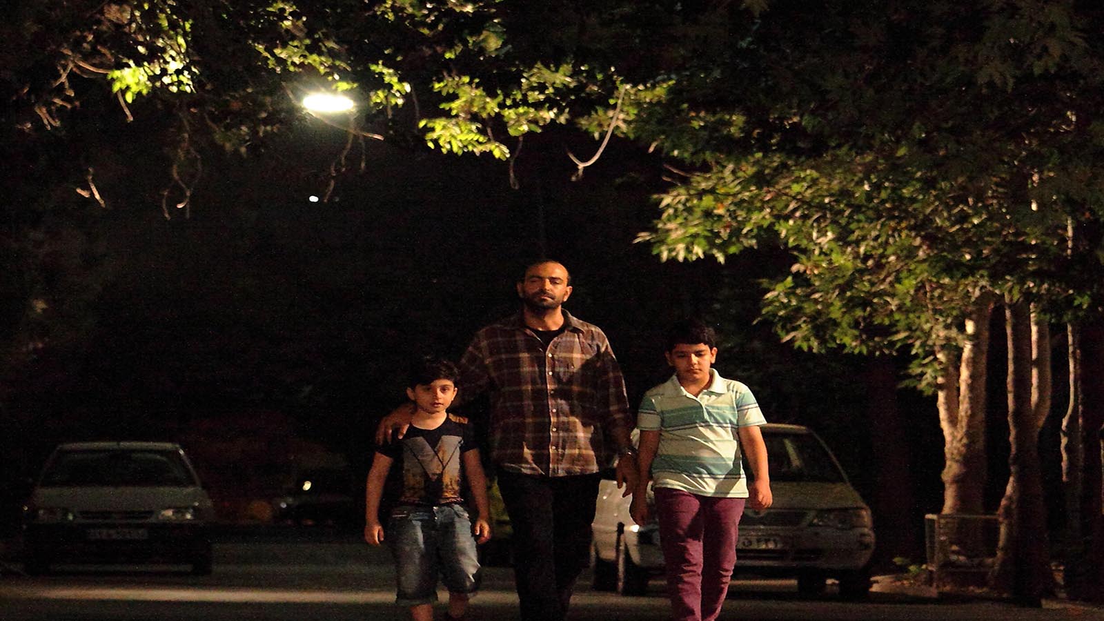 دوچرخه ها پدرها سیگارها-هاشور