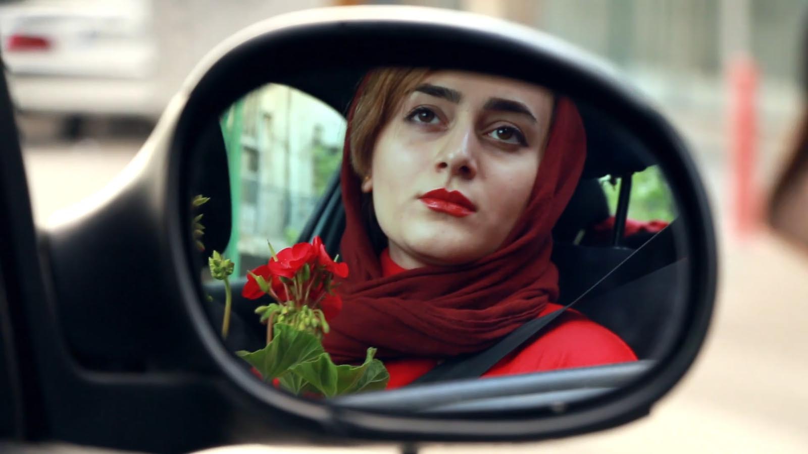 عشق در نمای نزدیک-هاشور