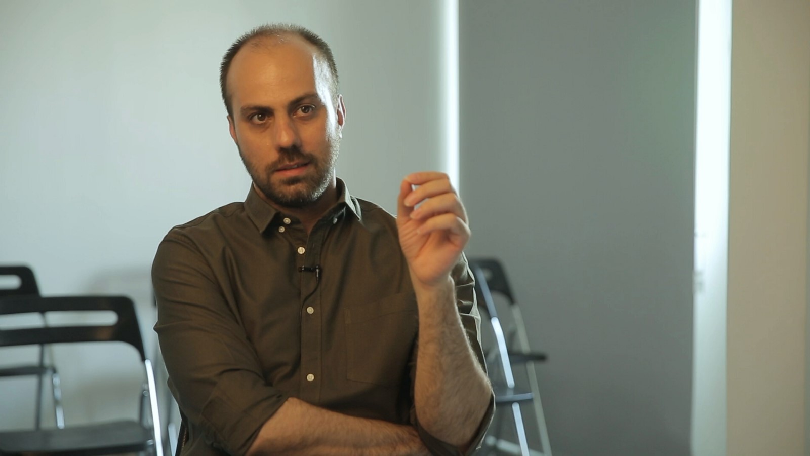 مهدیار جمشیدی: 4 گزارش-هاشور