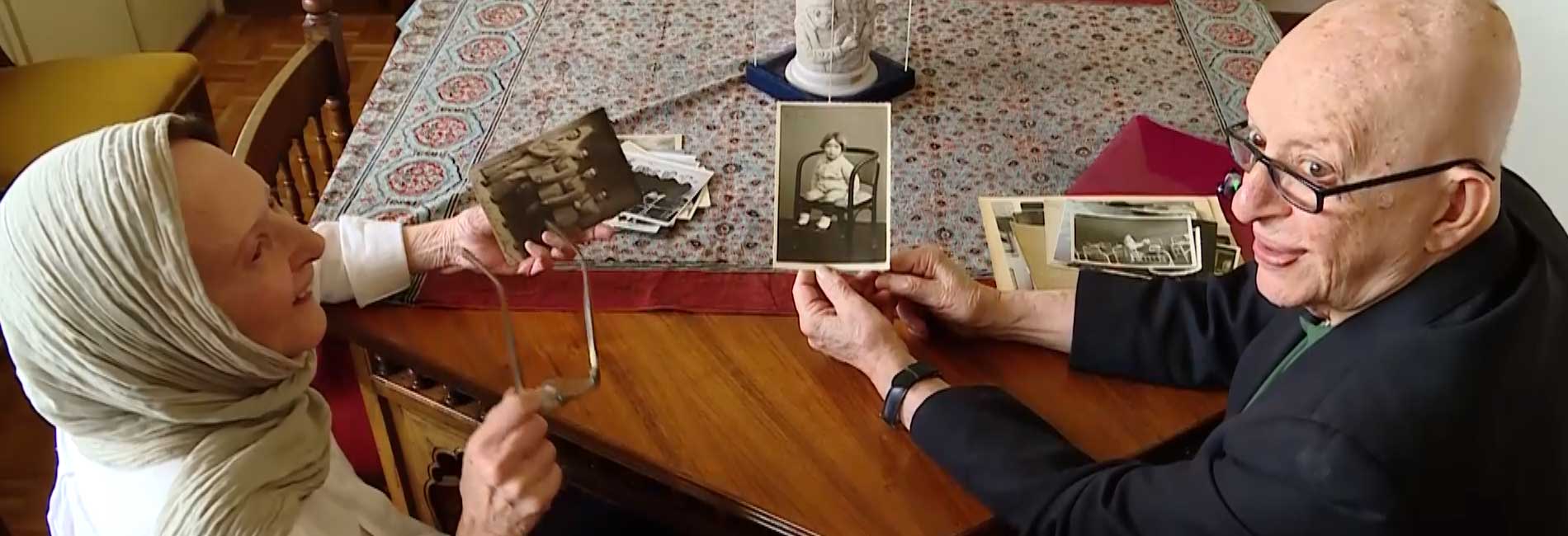 لسان الحکما