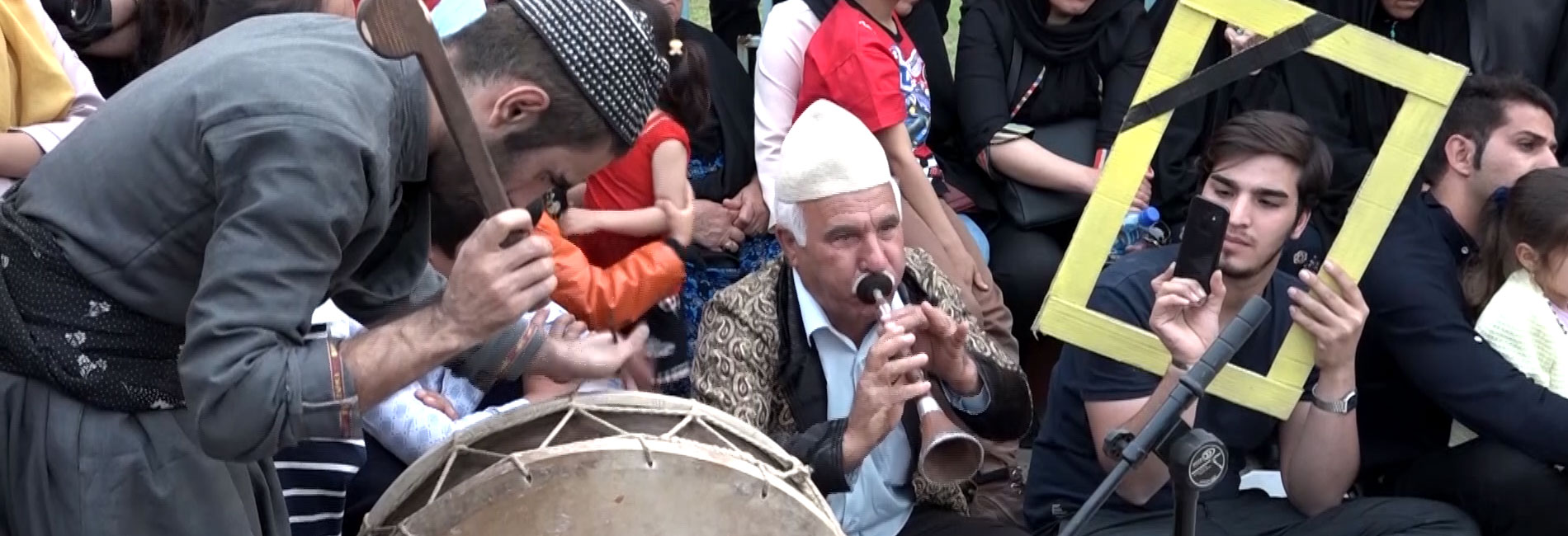 باوه (پدر)-هاشور