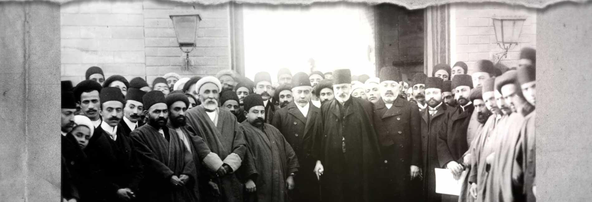 خیابانی در مسیر آزادی