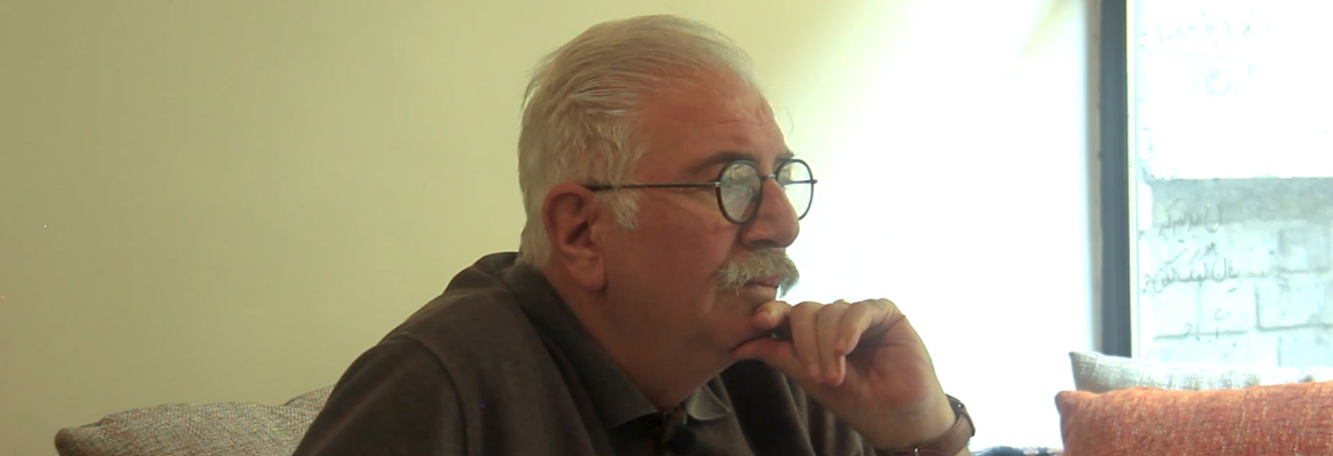 گفت‌وگو با احمد وکیلی-هاشور