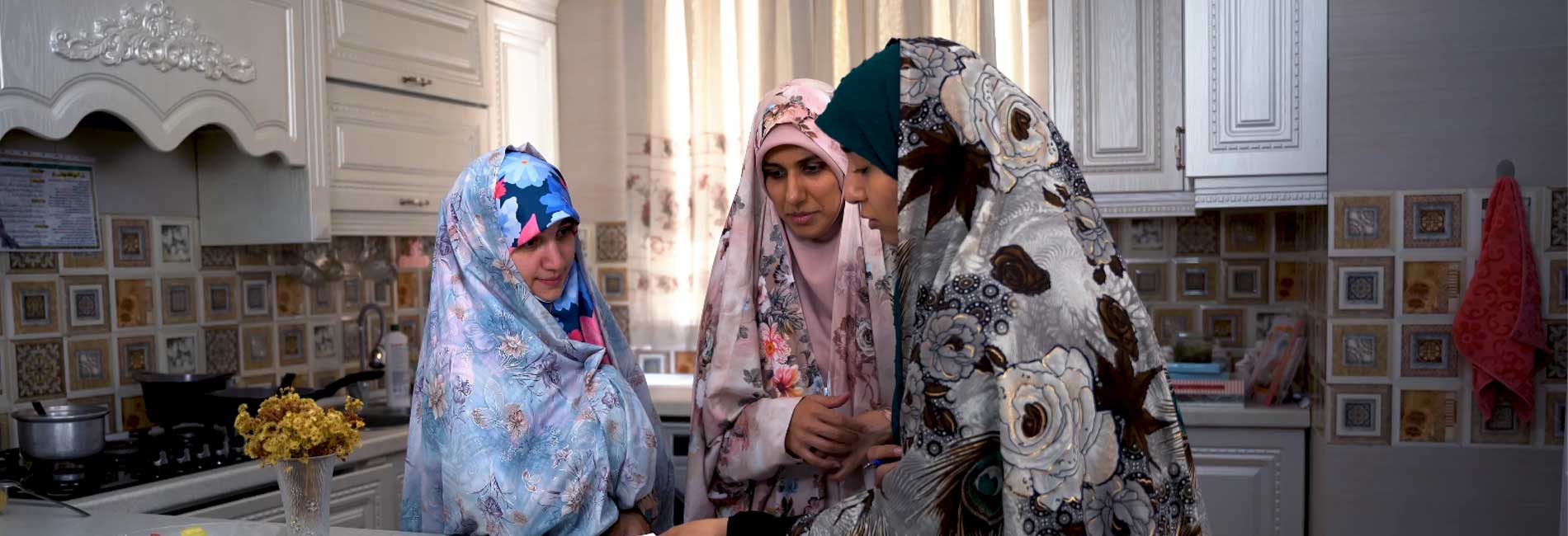 آشتی کنان-هاشور