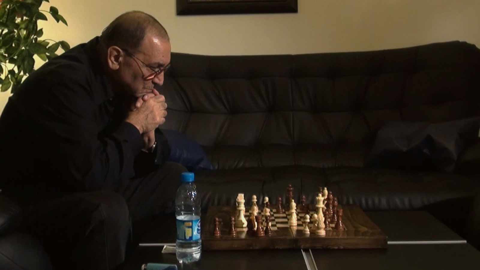 دست به مهره-هاشور