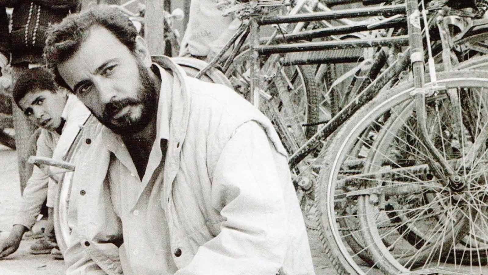 آن معلم بی استاد-هاشور